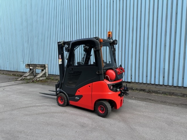 Linde H16T Triplex 4600mm Gas Gabelstapler 2017 Wenig Stunden 