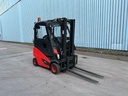 Linde H16T Triplex 4600mm Gas Gabelstapler 2017 Wenig Stunden 