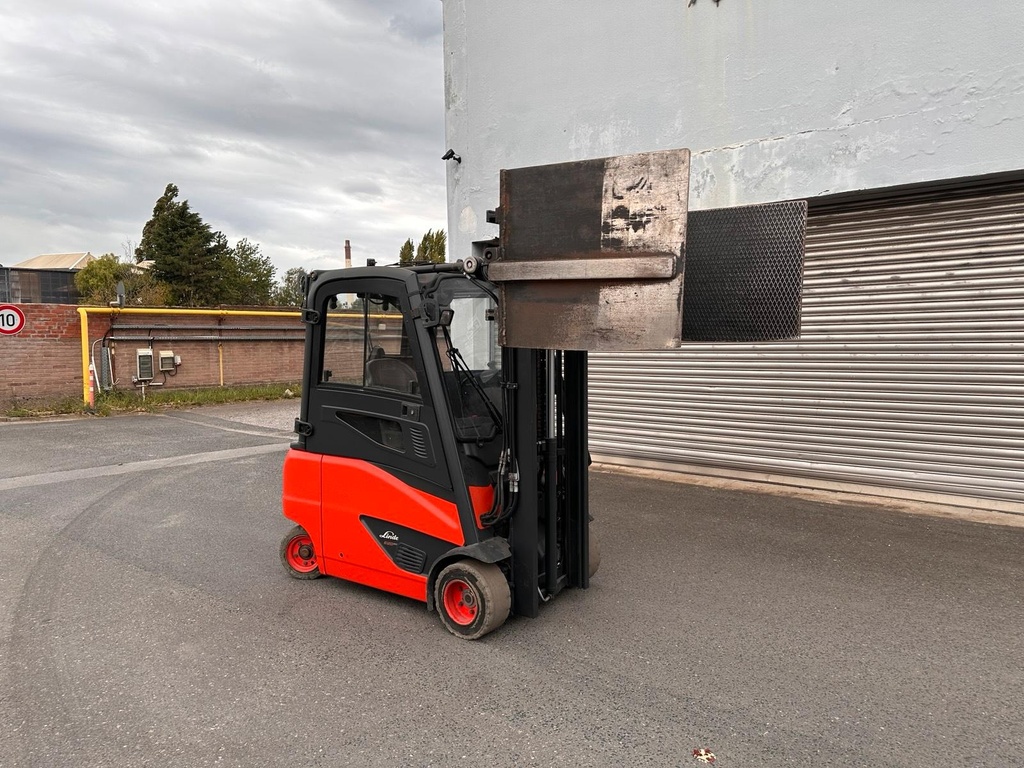 Linde E20PHL Elektro Gabelstapler Ballen Klammer Gabel Stapler 5