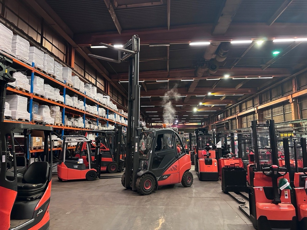 Linde H30T-02 Triplex 4800mm Hub 3t Gas Gabelstapler 20179
