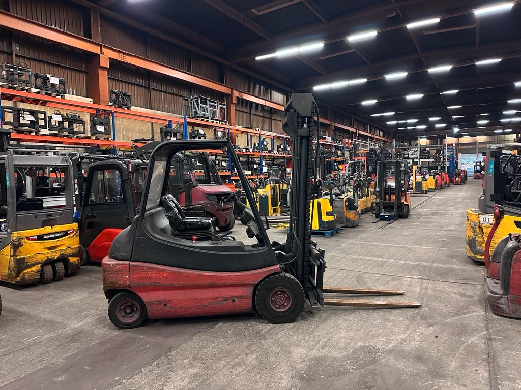Linde E30 Elektro Gabelstapler 3450mm Hub. Stapler 3t3