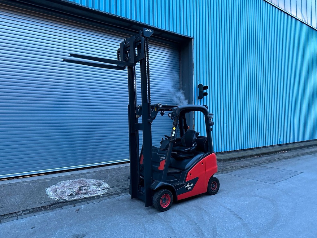 Linde H16T-01 Gas Gabelstapler 3150mm Hub Treibgas Stapler5