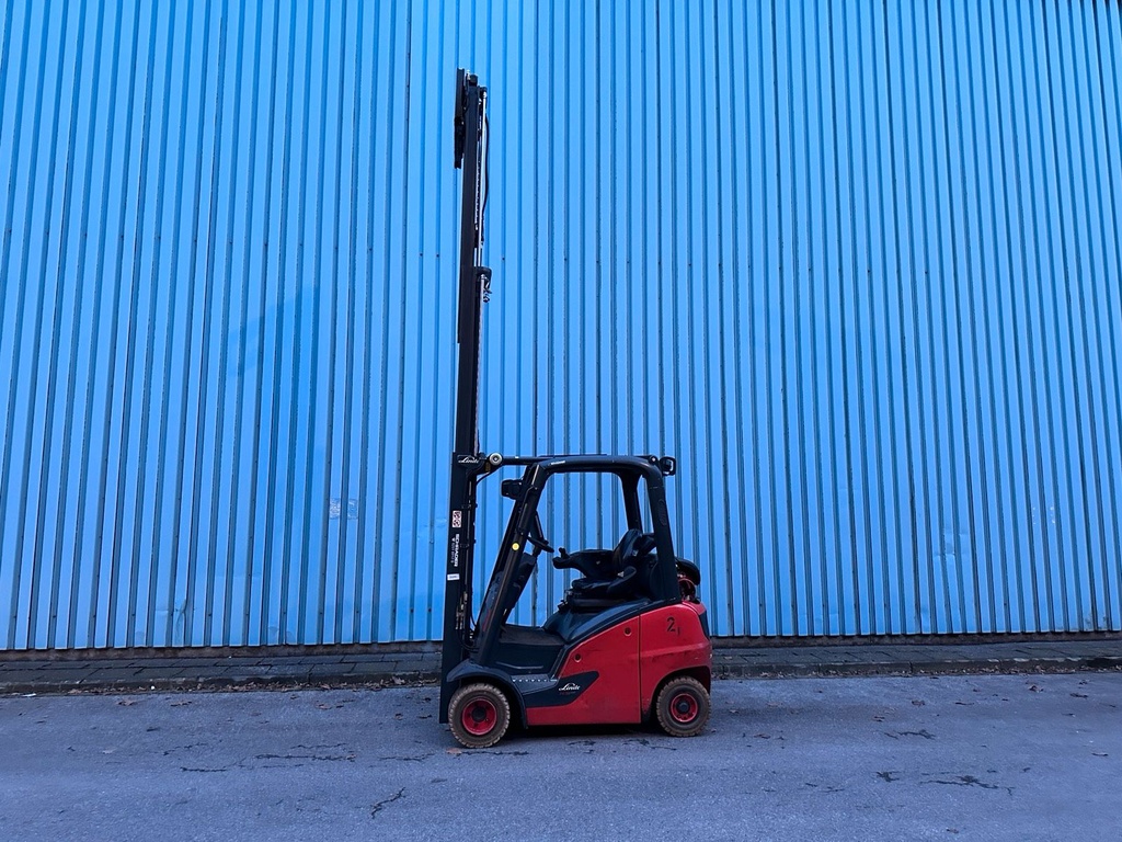 Linde H18T-01 Triplex 4620mm Hub Gas Gabelstapler 1,8t 5