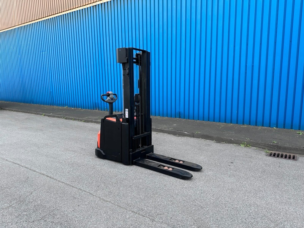 BT SWE160L Triplex 4800mm Hub Initialhub Stapler 4
