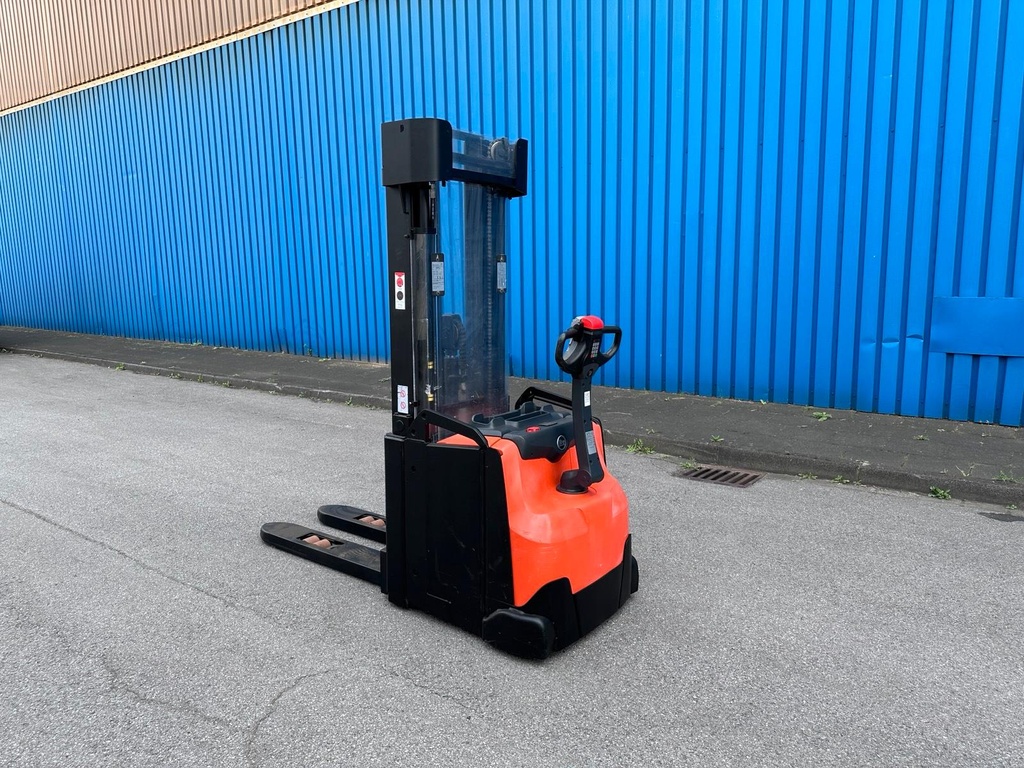 BT SWE160L Triplex 4800mm Hub Initialhub Stapler 5