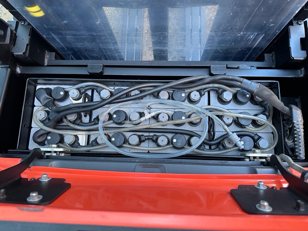 Toyota SWE160L Triplex 4500mm Elektro Hochhubwagen 13