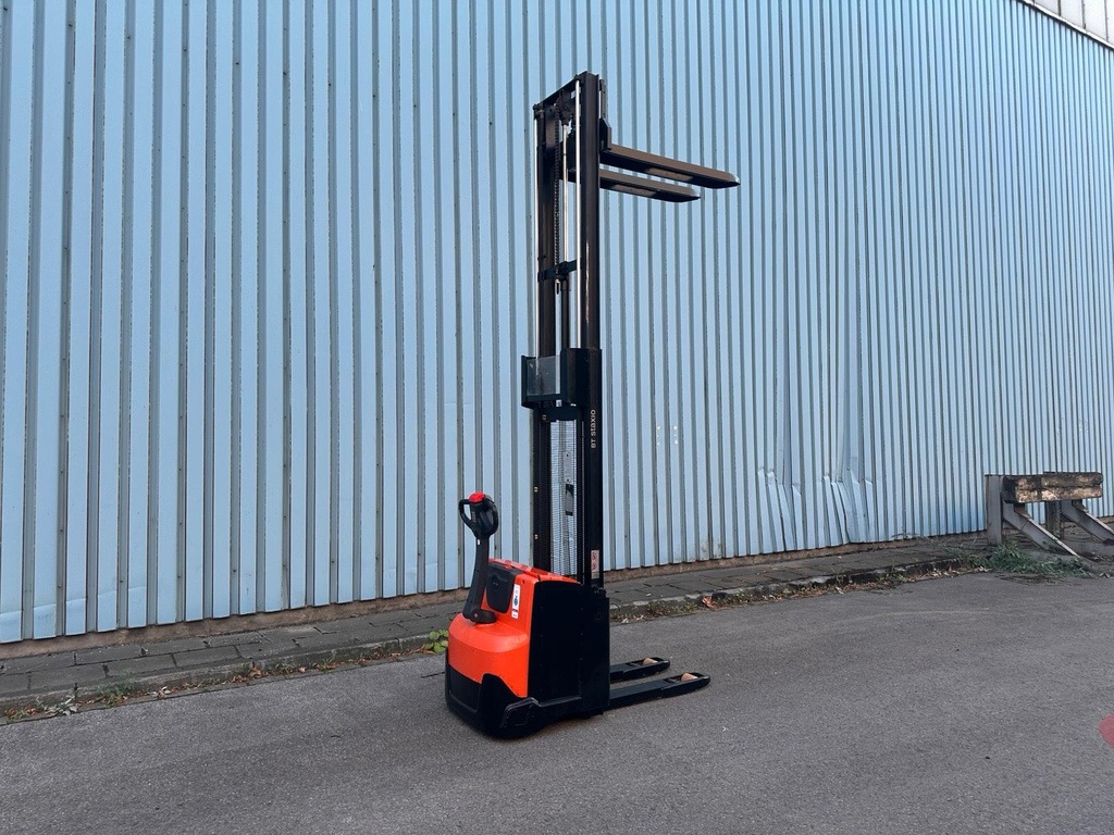 Toyota SWE120L 2020 Elektro Hochhubwagen 3300mm Initialhub8