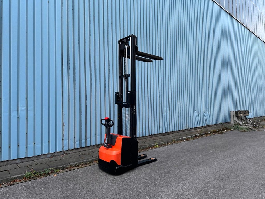 Toyota SWE120L Duplex 2900mm Hub Initialhub Batterie 20258