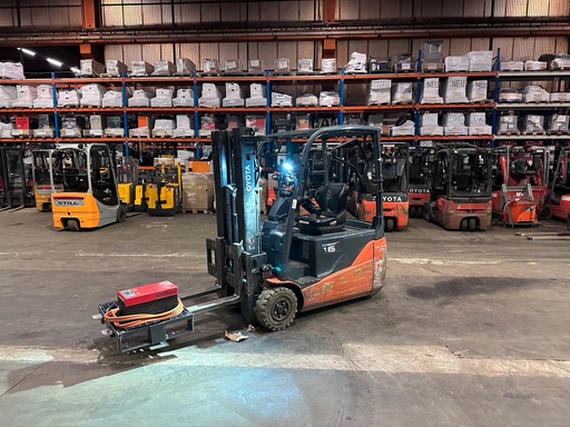 [R0102] Toyota 8FBE16T LI-iO Batterie Elektro Gabelstapler Triplex 4300mm