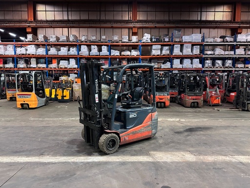 [R0104] Toyota 8FBE20T 2T Triplex 4500mm Hub. Elektro Gabelstapler 